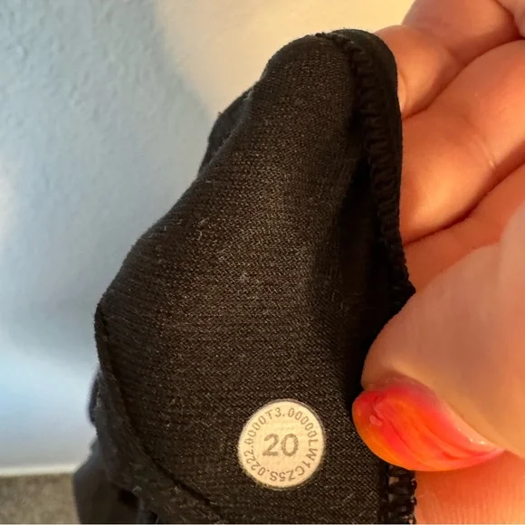 lululemon athletica Charcoal Tank Top - Picture 5 of 5